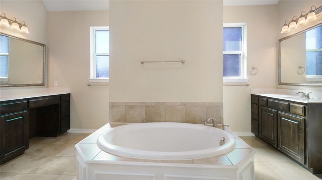 2224 Hideaway Pointe Drive, Little Elm, TX 75068