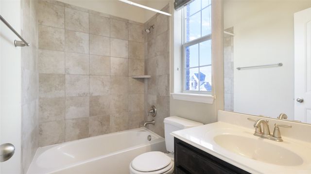 2224 Hideaway Pointe Drive, Little Elm, TX 75068