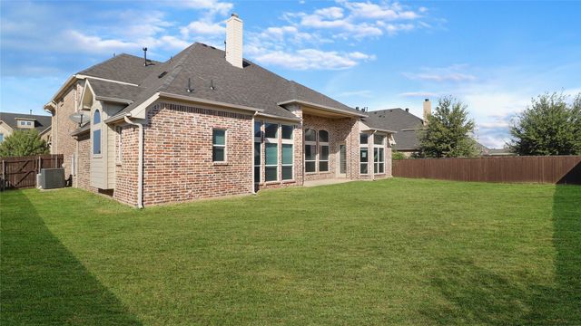2224 Hideaway Pointe Drive, Little Elm, TX 75068