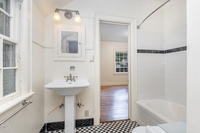 2012 Englewood Avenue, Durham, NC 27705