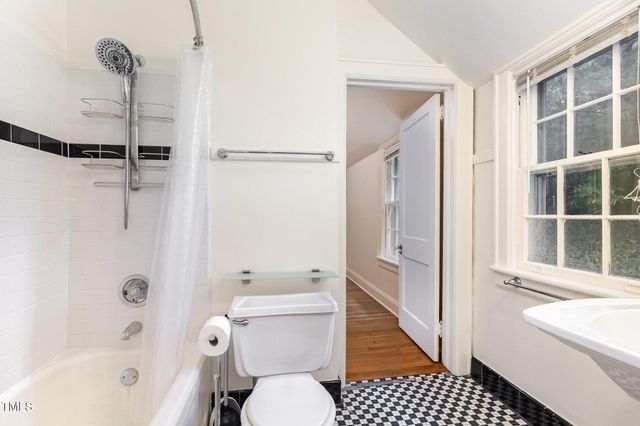 2012 Englewood Avenue, Durham, NC 27705