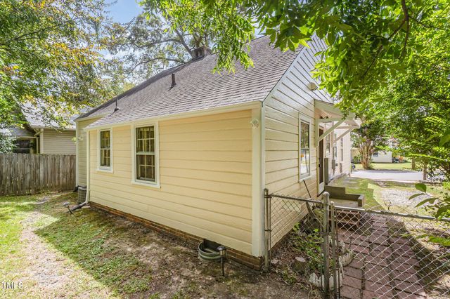 2012 Englewood Avenue, Durham, NC 27705