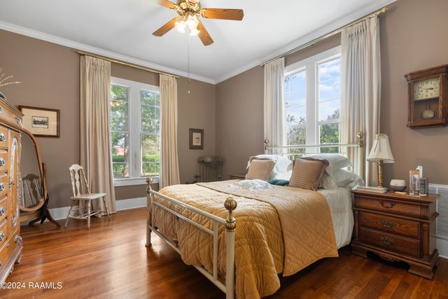 710 N Cutting Avenue, Jennings, LA 70546