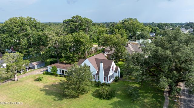 710 N Cutting Avenue, Jennings, LA 70546