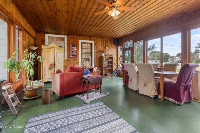 710 N Cutting Avenue, Jennings, LA 70546