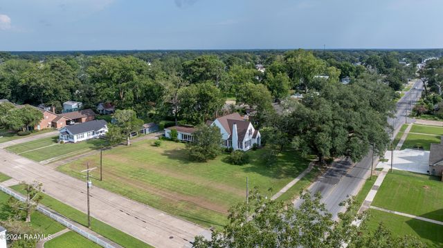 710 N Cutting Avenue, Jennings, LA 70546