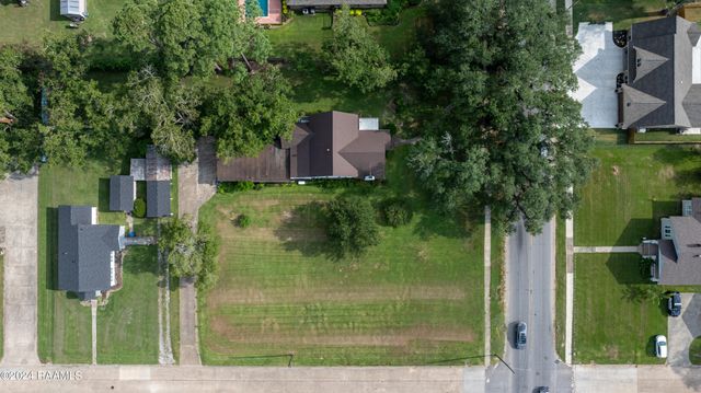 710 N Cutting Avenue, Jennings, LA 70546