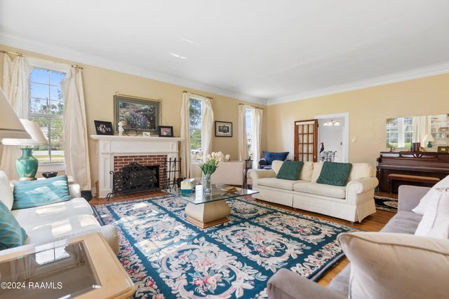 710 N Cutting Avenue, Jennings, LA 70546