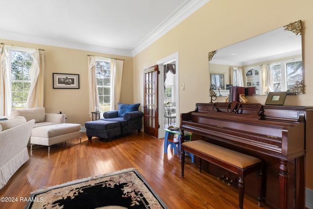 710 N Cutting Avenue, Jennings, LA 70546