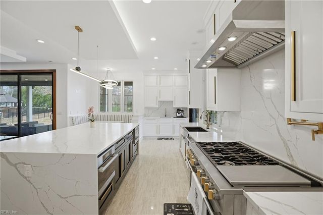 1049 Ducking Point TRL, Virginia Beach, VA 23455