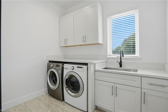 1049 Ducking Point TRL, Virginia Beach, VA 23455