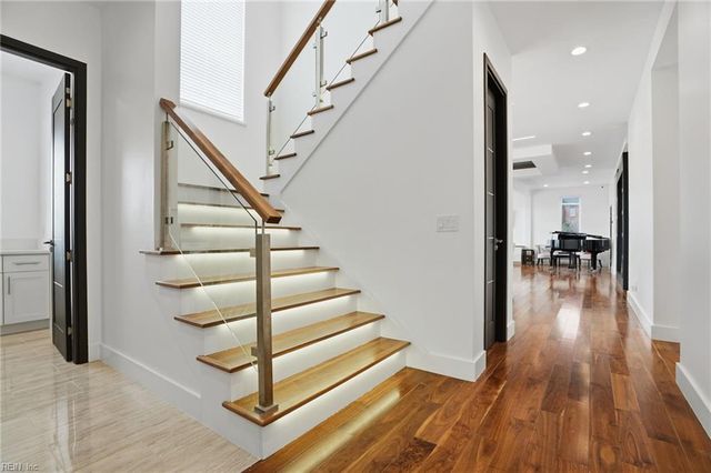 1049 Ducking Point TRL, Virginia Beach, VA 23455