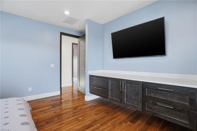 1049 Ducking Point TRL, Virginia Beach, VA 23455