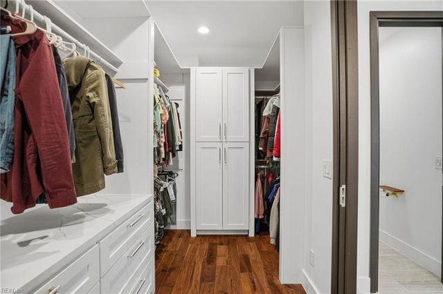 1049 Ducking Point TRL, Virginia Beach, VA 23455