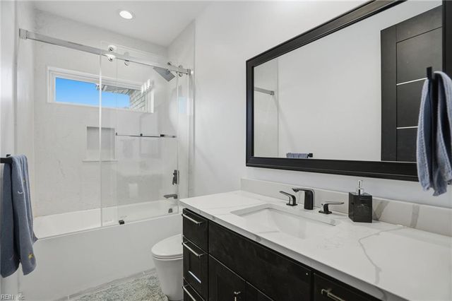 1049 Ducking Point TRL, Virginia Beach, VA 23455