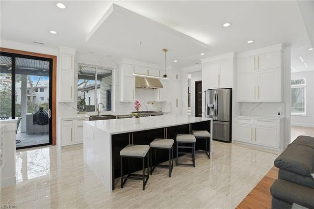 1049 Ducking Point TRL, Virginia Beach, VA 23455