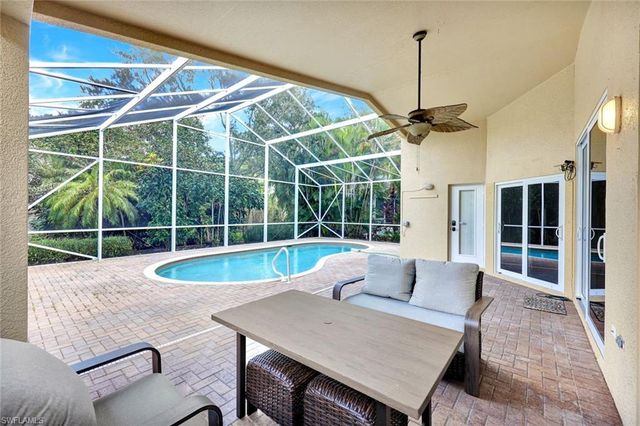 227 Glen Eagle CIR, Naples, FL 34104