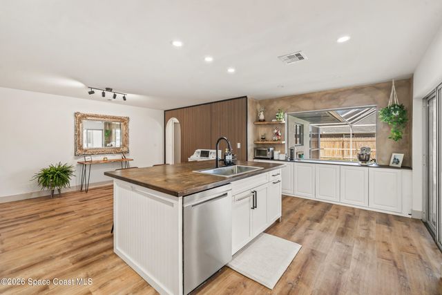 2054 Bottlebrush Drive, Melbourne, FL 32935