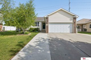 7451 N 17th Court, Lincoln, NE 68521