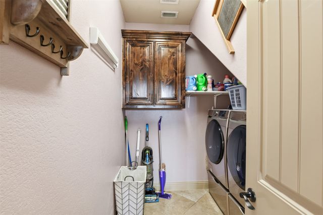 572 Louder Way, Fate, TX 75087