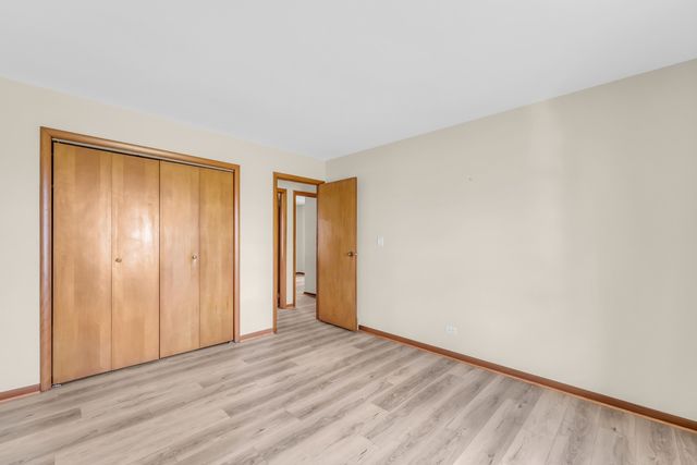 3303 Vermont Road, Woodstock, IL 60098