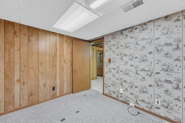 3303 Vermont Road, Woodstock, IL 60098