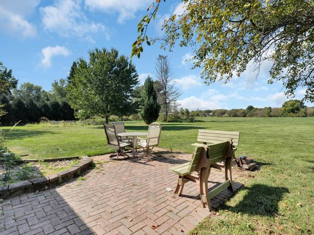 3303 Vermont Road, Woodstock, IL 60098