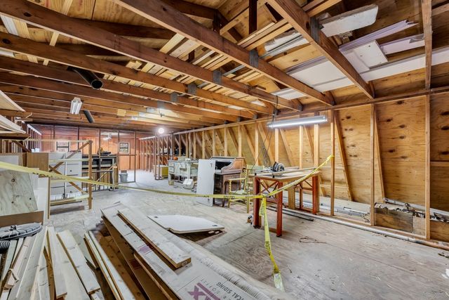 3303 Vermont Road, Woodstock, IL 60098