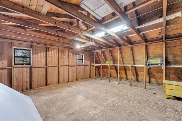 3303 Vermont Road, Woodstock, IL 60098