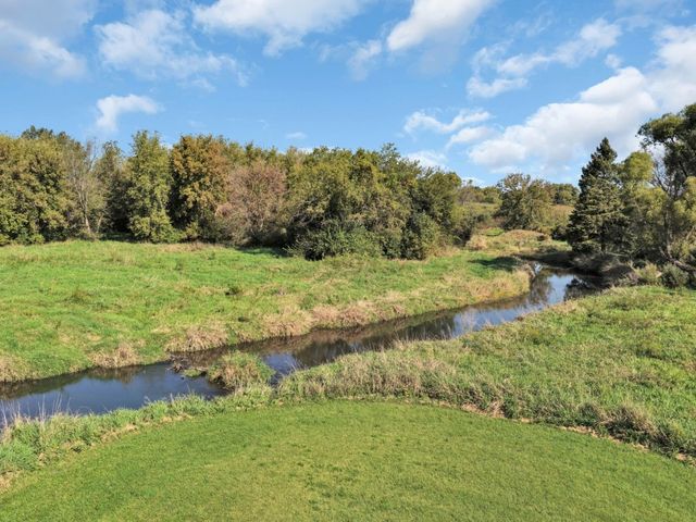 3303 Vermont Road, Woodstock, IL 60098