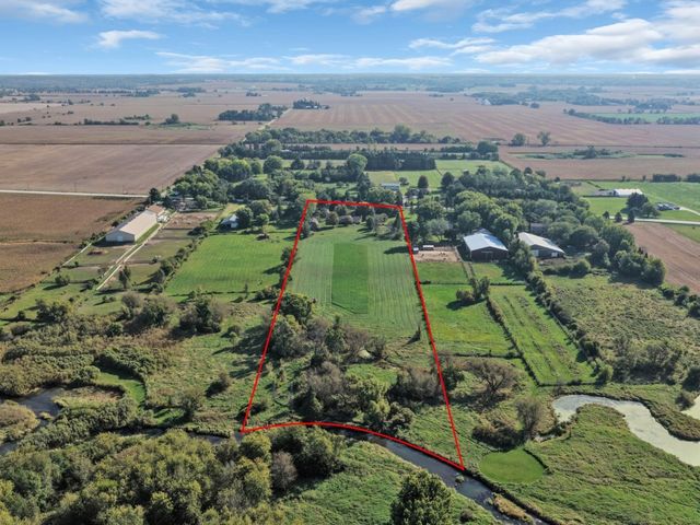 3303 Vermont Road, Woodstock, IL 60098