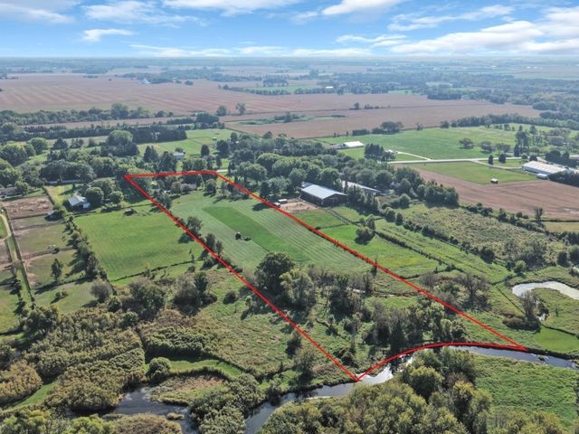 3303 Vermont Road, Woodstock, IL 60098