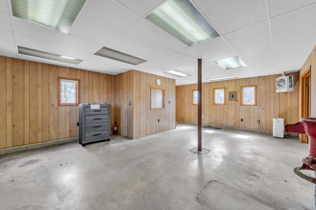 3303 Vermont Road, Woodstock, IL 60098