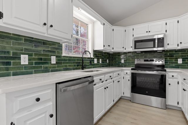 409 Cyndica Drive, Chattanooga, TN 37421