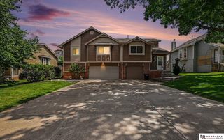 6521 S 108th Avenue, Omaha, NE 68137