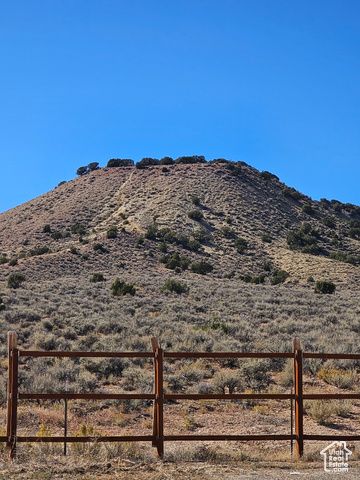 689 N 4250 W, Maeser, UT 84078