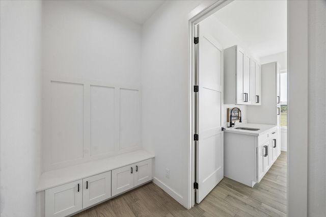 11693 Grandview Drive, Montgomery, TX 77356