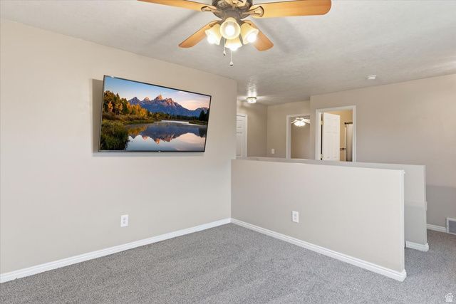 2159 E HAWTHORNE ST, Saratoga Springs, UT 84043