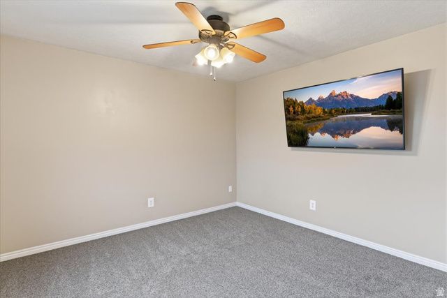 2159 E HAWTHORNE ST, Saratoga Springs, UT 84043