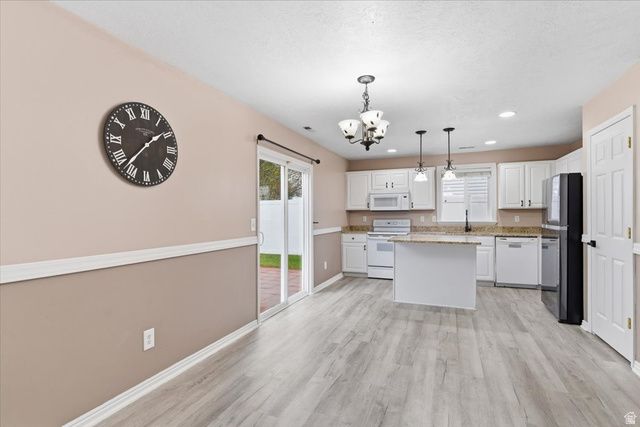 2159 E HAWTHORNE ST, Saratoga Springs, UT 84043