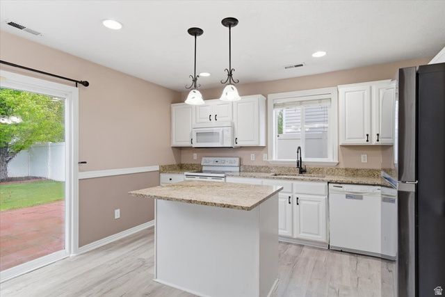 2159 E HAWTHORNE ST, Saratoga Springs, UT 84043