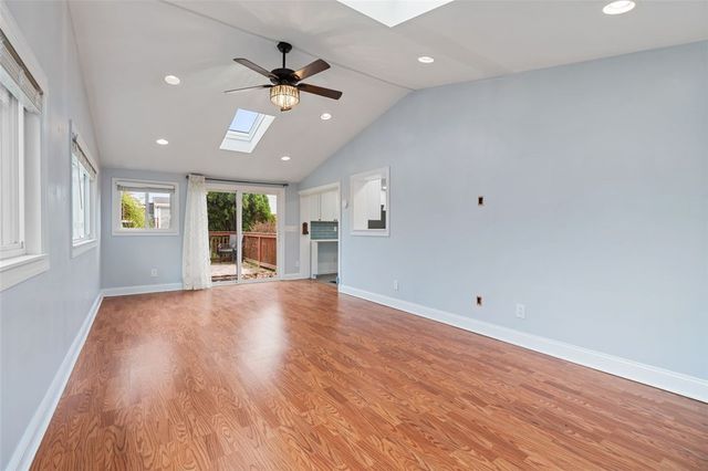 4052 Crestwood Dr, West Deer, PA 15044