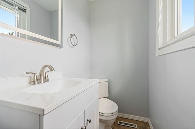 4052 Crestwood Dr, West Deer, PA 15044