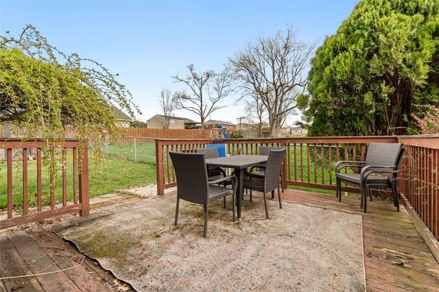 4052 Crestwood Dr, West Deer, PA 15044