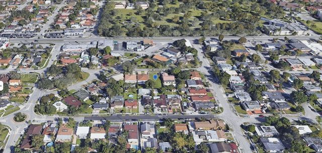 5520 SW 1st St, Miami, FL 33134