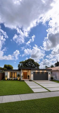 5520 SW 1st St, Miami, FL 33134