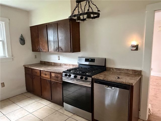 1326 Woodmont Ave, New Kensington, PA 15068