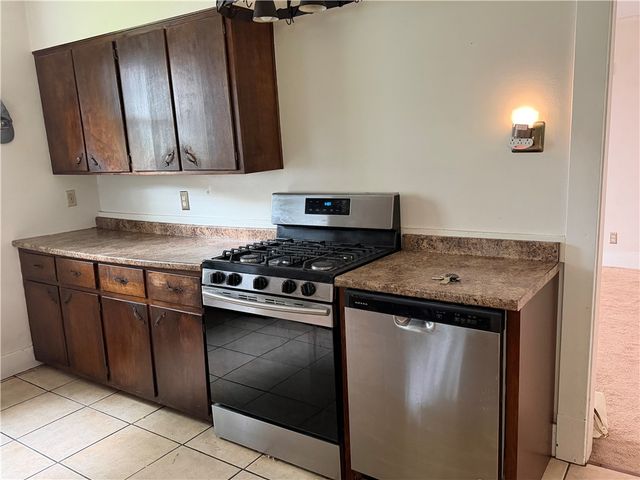 1326 Woodmont Ave, New Kensington, PA 15068