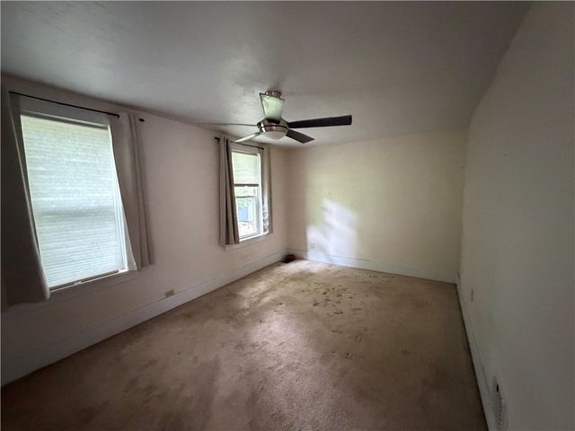 1326 Woodmont Ave, New Kensington, PA 15068