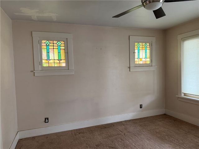 1326 Woodmont Ave, New Kensington, PA 15068